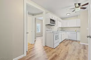 879 E 4th St, Salem, OH 44460 - Photo 3