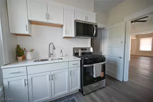 1359-61 W 69th St, Loveland, OH 44102 - Photo 3