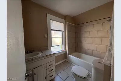 10703 Kimberley Avenue, Loveland, OH 44108 - Photo 5