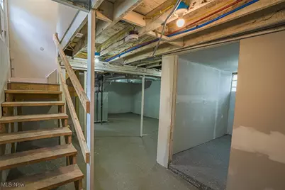 2323 SW 11th Street SW, Akron, OH 44314 - Photo 21