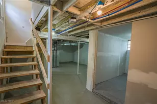 2323 SW 11th Street SW, Akron, OH 44314 - Photo 21