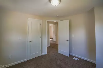2323 SW 11th Street SW, Akron, OH 44314 - Photo 15