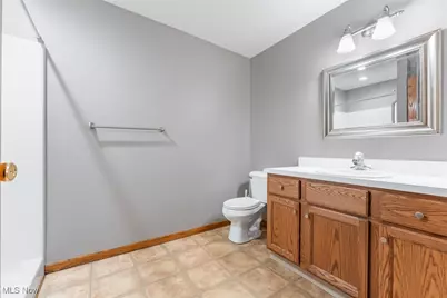 134 Shore Line Avenue NW, Canton, OH 44708 - Photo 29