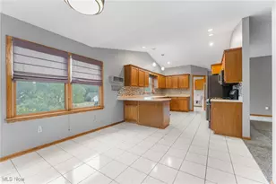 134 Shoreline Ave NW, Canton, OH 44708 - Photo 13