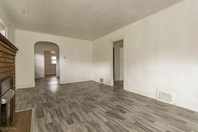 1322 Struble Avenue NE, Canton, OH 44705 - Photo 5