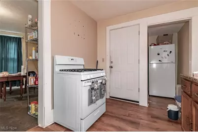 834 Kenyon Street, Akron, OH 44311 - Photo 7