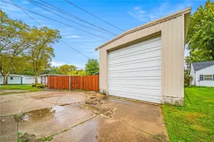 2112 Homewood Ave, Ashtabula, OH 44004 - Photo 3