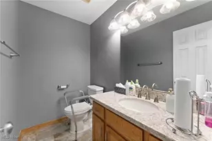 1103 Oakwood Dr, Kent, OH 44240 - Photo 19