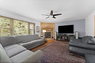 1103 Oakwood Dr, Kent, OH 44240 - Photo 9