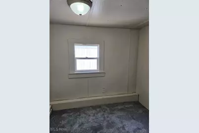 2305 E Waterloo Road, Akron, OH 44312 - Photo 5