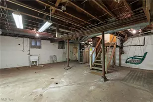 353 Southeast Ave, Tallmadge, OH 44278 - Photo 25