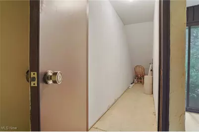 881 Hampton Ridge Drive, Akron, OH 44313 - Photo 31