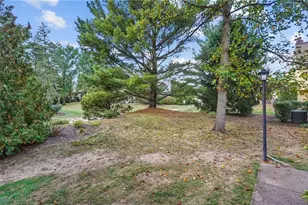 881 Hampton Ridge Dr, Akron, OH 44313 - Photo 33