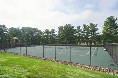 881 Hampton Ridge Drive, Akron, OH 44313 - Photo 37