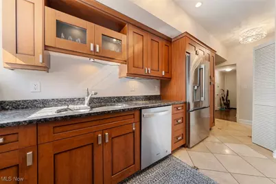 2808 Van Aken Boulevard #1, Loveland, OH 44120 - Photo 19