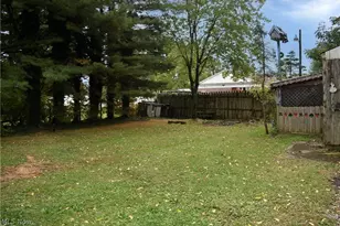 143 Hickory St, Andover, OH 44003 - Photo 9