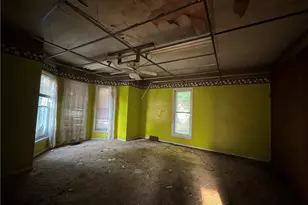 143 Hickory St, Andover, OH 44003 - Photo 5