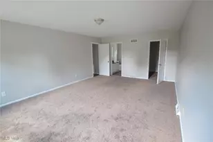 3630 Joyce Ann Dr, Youngstown, OH 44511 - Photo 21