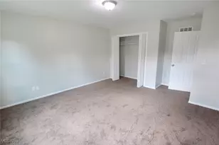 3630 Joyce Ann Dr, Youngstown, OH 44511 - Photo 29