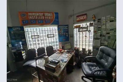 2884 Scranton Road, Loveland, OH 44113 - Photo 7