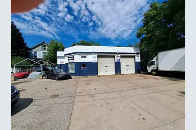 2884 Scranton Road, Loveland, OH 44113 - Photo 5