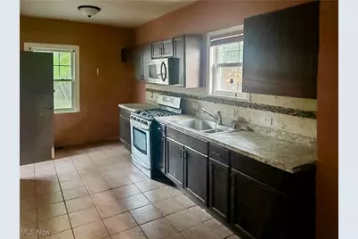 3320 Beechwood Avenue, Cleveland Heights, OH 44118 - Photo 9