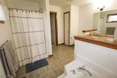 7245 Jimmie Street SW, Massillon, OH 44646 - Photo 23