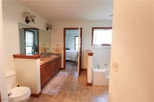 7245 Jimmie St SW, Massillon, OH 44646 - Photo 21