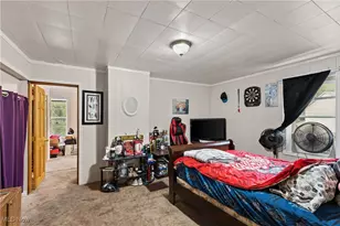 57869 Main St, Martins Ferry, OH 43935 - Photo 5