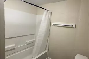 483 Bishop St, Akron, OH 44307 - Photo 11