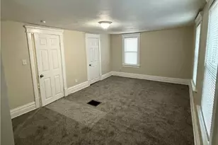 483 Bishop St, Akron, OH 44307 - Photo 9