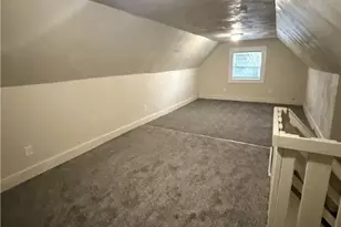 483 Bishop St, Akron, OH 44307 - Photo 15