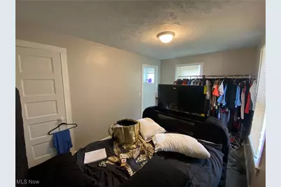 9422 Dickens Avenue, Loveland, OH 44104 - Photo 25