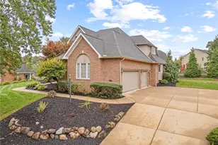 6446 Tallwood Cir NW, Canton, OH 44718 - Photo 5