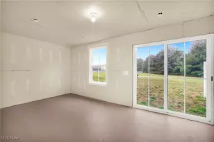 316 E Reno Dr, Louisville, OH 44641 - Photo 27