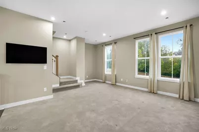 316 E Reno Drive, Louisville, OH 44641 - Photo 13