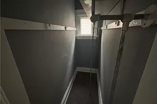 10004 Mt Auburn Ave, Loveland, OH 44104 - Photo 9