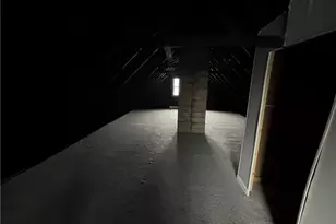 10004 Mt Auburn Ave, Loveland, OH 44104 - Photo 19