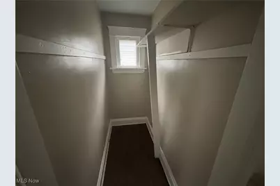 10004 Mount Auburn Avenue, Loveland, OH 44104 - Photo 17