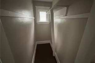 10004 Mt Auburn Ave, Loveland, OH 44104 - Photo 17