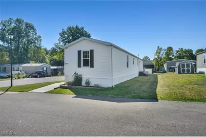 5416 M Street NE, Magnolia, OH 44643 - Photo 3