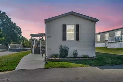 5416 M Street NE, Magnolia, OH 44643 - Photo 1