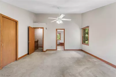 6180 Edison Street NE, Hartville, OH 44632 - Photo 21