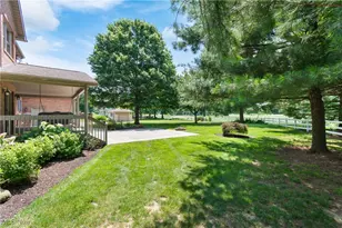 6180 Edison St NE, Hartville, OH 44632 - Photo 39