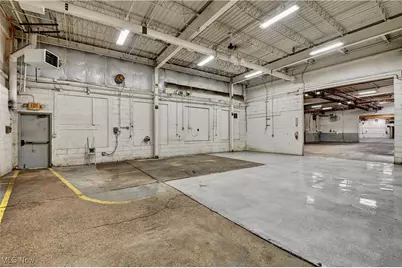 96 E Miller Avenue, Akron, OH 44301 - Photo 9