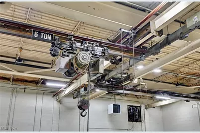 96 E Miller Avenue, Akron, OH 44301 - Photo 17