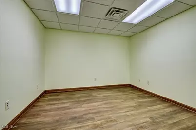 96 E Miller Avenue, Akron, OH 44301 - Photo 27