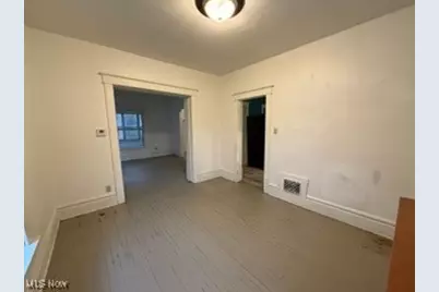 518 Rentschler Street, Akron, OH 44304 - Photo 7