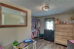 1121 Clark St, Cambridge, OH 43725 - Photo 21