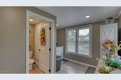 1121 Clark Street, Cambridge, OH 43725 - Photo 19